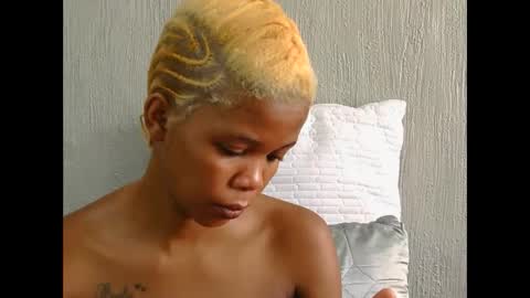 Lily online show from 11-14-25, 10:58