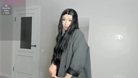 Snapshot of bae_lyn chatting on 10-22-25, 01:22 bae_lyn online show from 10-22-25, 01:22