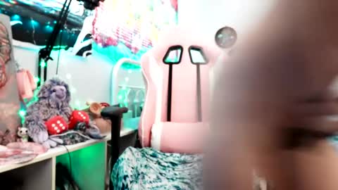 Bae Bae Blue online show from 12-05-24, 08:11