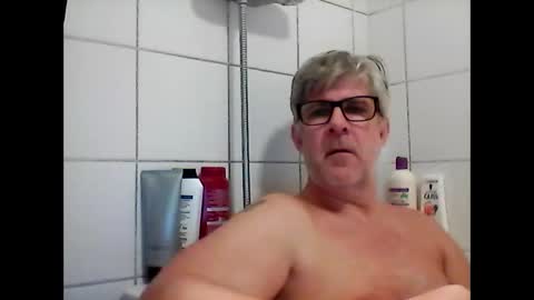 baggelina75 online show from 01-28-25, 06:17