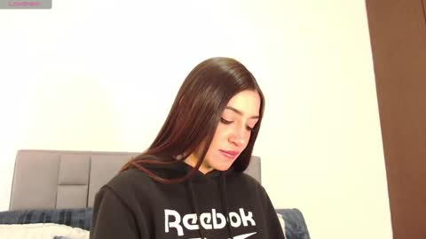 Snapshot of bahianawood chatting on 01-20-25, 07:04 bahianawood online show from 01-20-25, 07:04