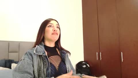 Snapshot of bahianawood chatting on 02-02-25, 12:35 bahianawood online show from 02-02-25, 12:35