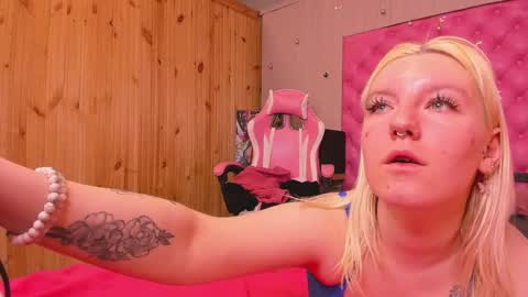 holly online show from 03-07-25, 10:21