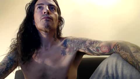 Bailey online show from 10-13-25, 05:57