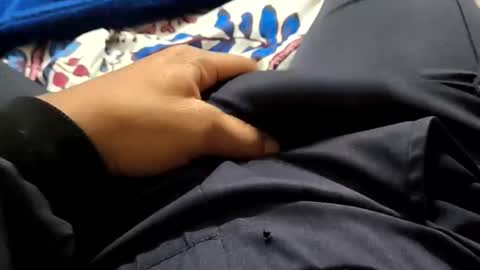 Snapshot of bajoceroo10 chatting on 12-18-25, 01:11 bajoceroo10 online show from 12-18-25, 01:11