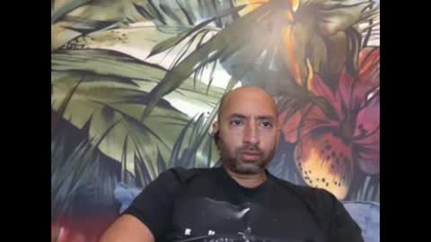 Snapshot of bakkis chatting on 10-12-25, 04:06 bakkis online show from 10-12-25, 04:06