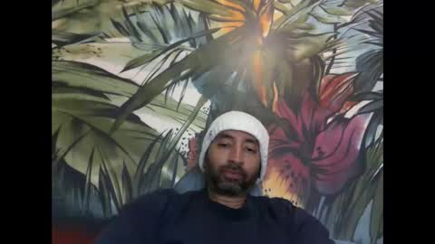 Snapshot of bakkis chatting on 10-29-25, 11:56 bakkis online show from 10-29-25, 11:56