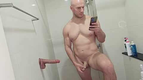 Snapshot of baldyboyy chatting on 10-09-25, 09:51 baldyboyy online show from 10-09-25, 09:51