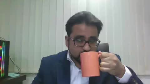 Snapshot of ballbustingslave1987nolimits chatting on 12-10-24, 06:33 Ballbusting Slave online show from 12-10-24, 06:33