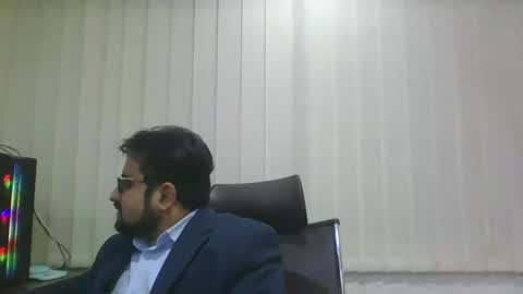 Snapshot of ballbustingslave1987nolimits chatting on 12-11-24, 08:36 Ballbusting Slave online show from 12-11-24, 08:36