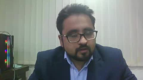 Snapshot of ballbustingslave1987nolimits chatting on 12-17-24, 05:29 Ballbusting Slave online show from 12-17-24, 05:29