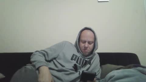 Snapshot of ballzrockwell chatting on 11-11-25, 12:16 ballzrockwell online show from 11-11-25, 12:16