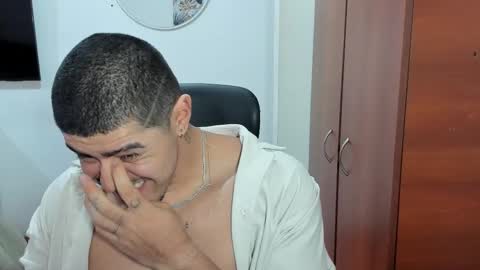 Andres -  online show from 10-28-25, 02:20