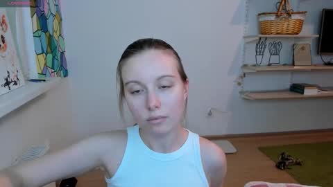 Kira online show from 10-14-25, 11:16