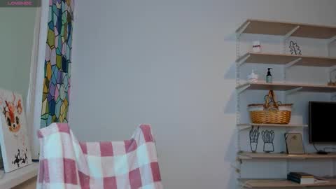 Kira online show from 11-05-25, 01:27