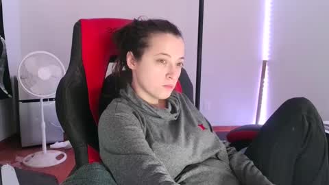 bambiboo8113 online show from 02-11-25, 04:01