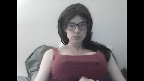 Snapshot of bambilovets1 chatting on 11-25-25, 11:16 Bambi online show from 11-25-25, 11:16