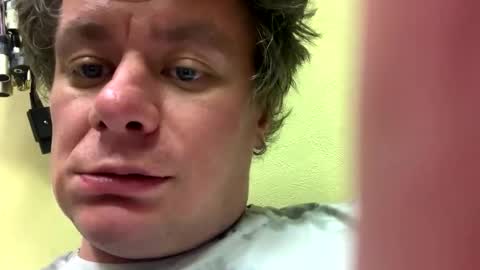 Snapshot of bambratishka chatting on 11-01-25, 05:59 bambratishka online show from 11-01-25, 05:59