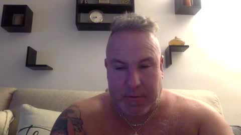 banana5289 online show from 12-05-24, 01:36