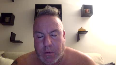 banana5289 online show from 12-09-24, 07:39