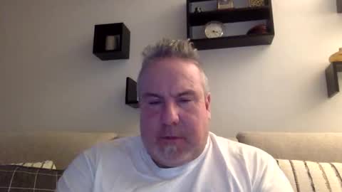 banana5289 online show from 12-16-25, 08:25