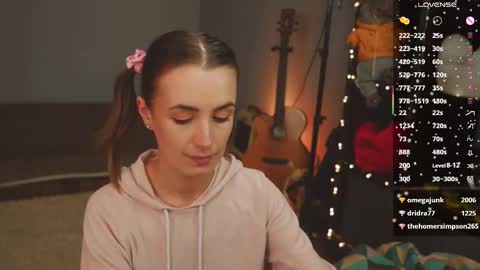 Snapshot of bananya_kitty chatting on 11-04-25, 04:17 Ellen and online show from 11-04-25, 04:17