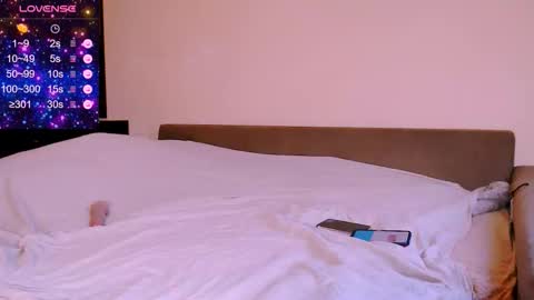 Snapshot of barbara_6_6_6 chatting on 10-10-25, 06:23 Barbara Blossom online show from 10-10-25, 06:23