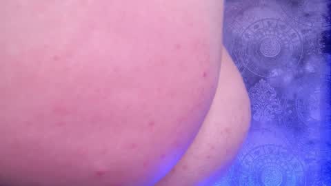 Snapshot of barbara_dennis chatting on 09-10-25, 12:43 barbara_dennis online show from 09-10-25, 12:43