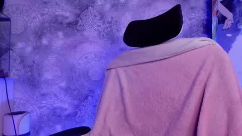 Snapshot of barbara_dennis chatting on 10-29-25, 04:09 barbara_dennis online show from 10-29-25, 04:09