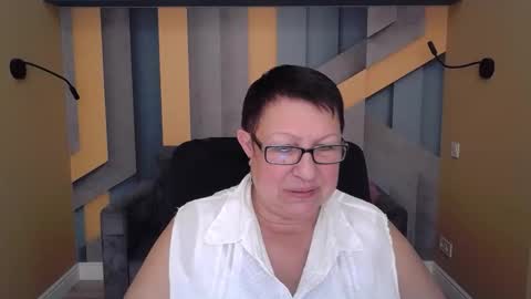 barbaraturners online show from 10-31-25, 09:38