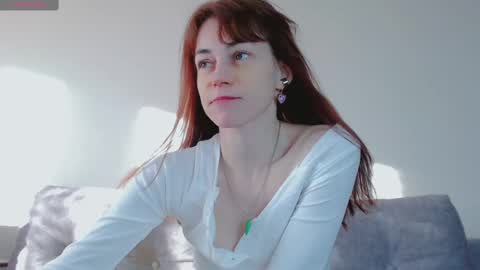Snapshot of barbarian_girl chatting on 03-06-25, 02:29 Amina online show from 03-06-25, 02:29