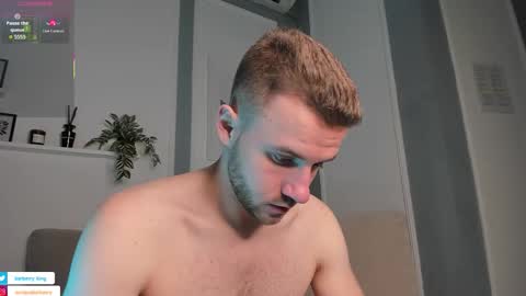 Snapshot of barberryx chatting on 10-25-25, 05:26 ENRIQUE online show from 10-25-25, 05:26