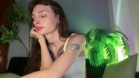 My name is Molly. Please say hello I like talking to you. If you have any wishes or obscene desires please use the tip menu online show from 01-10-25, 02:23