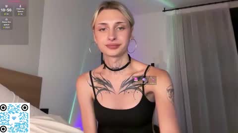 My name is Molly. Please say hello I like talking to you. If you have any wishes or obscene desires please use the tip menu online show from 09-20-25, 10:00