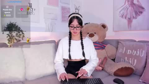 Snapshot of barbie_ev chatting on 02-23-25, 05:01 Barbara online show from 02-23-25, 05:01