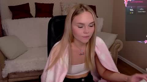 Lilli 3 online show from 09-23-25, 05:21