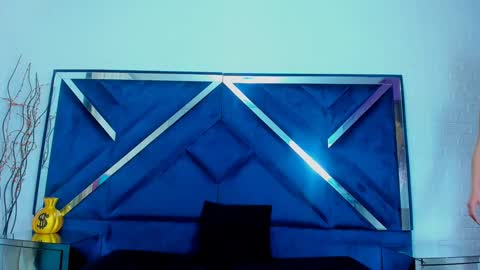 Snapshot of barbiegirl___ chatting on 10-11-25, 05:50 barbiegirl___ online show from 10-11-25, 05:50