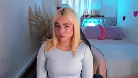 Snapshot of barbiehannab chatting on 02-20-26, 07:25 barbiehannab online show from 02-20-26, 07:25