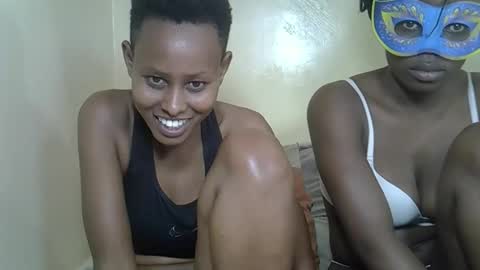 Snapshot of barbies_girles chatting on 11-02-25, 09:11 barbies_girles online show from 11-02-25, 09:11