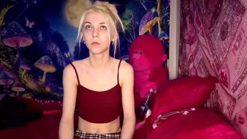 Snapshot of barbieswrld_420 chatting on 11-10-25, 06:23 barbieswrld_420 online show from 11-10-25, 06:23