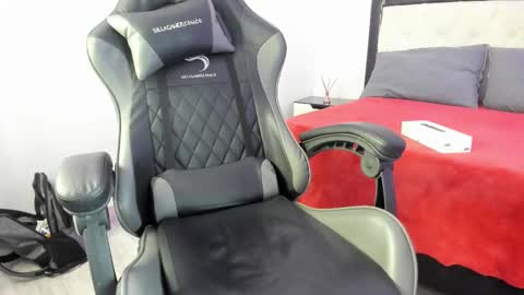 Snapshot of barbieteeen chatting on 11-07-25, 04:56 Barbie... online show from 11-07-25, 04:56