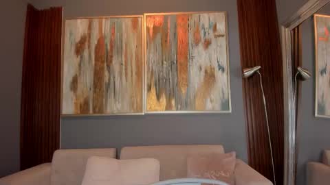 Luna online show from 01-16-26, 07:40