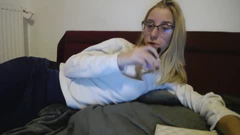Lena online show from 03-08-25, 07:20
