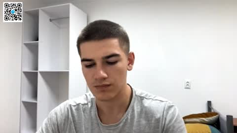 Snapshot of barepulse chatting on 11-25-25, 08:20 Eric online show from 11-25-25, 08:20