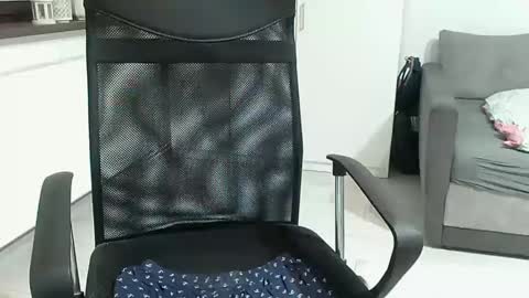 Snapshot of bart_1987 chatting on 01-18-25, 07:58 bart_1987 online show from 01-18-25, 07:58