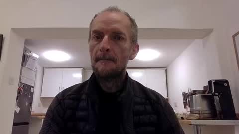 Snapshot of basiccamguy chatting on 11-14-25, 09:30 basiccamguy online show from 11-14-25, 09:30