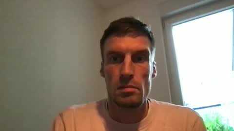 Snapshot of basst23 chatting on 10-16-25, 01:12 basst23 online show from 10-16-25, 01:12