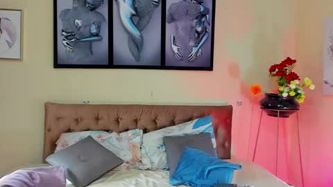 bastian_jones1 online show from 01-20-25, 06:32