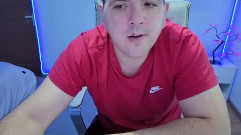 Snapshot of basystem8 chatting on 11-22-25, 07:29 BASY online show from 11-22-25, 07:29