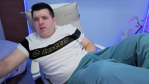 Snapshot of basystem8 chatting on 12-05-25, 04:21 BASY online show from 12-05-25, 04:21